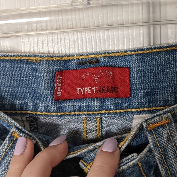 Retro Levi's Type 1 Y2K Belted Denim Light Wash Mini Pencil Skirt Size Small - Picture 9 of 10